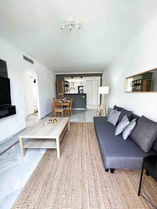 2br, 1bth Flat Near Puerto Banus Appartement Marbella